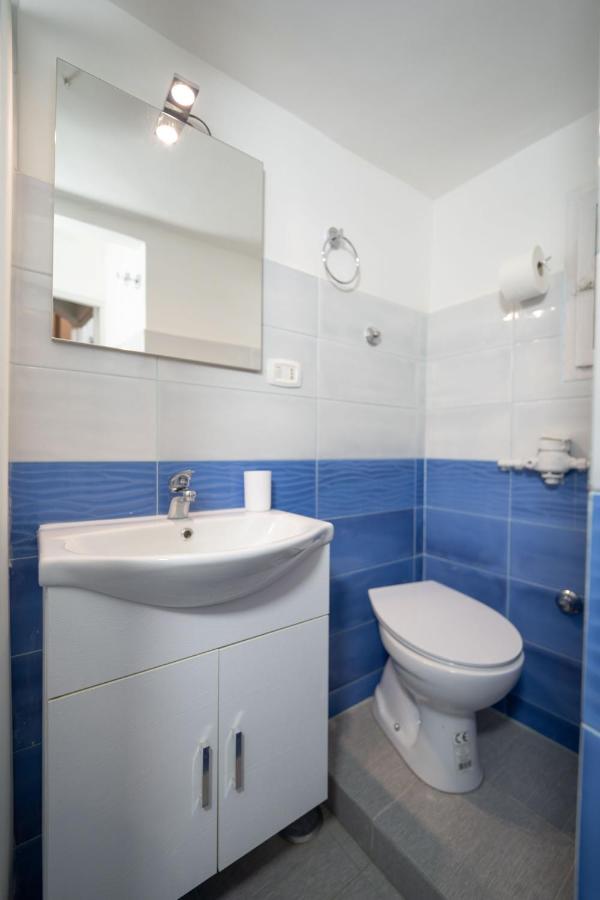 Appartement Cosmea By Dimorra à Naples Extérieur photo