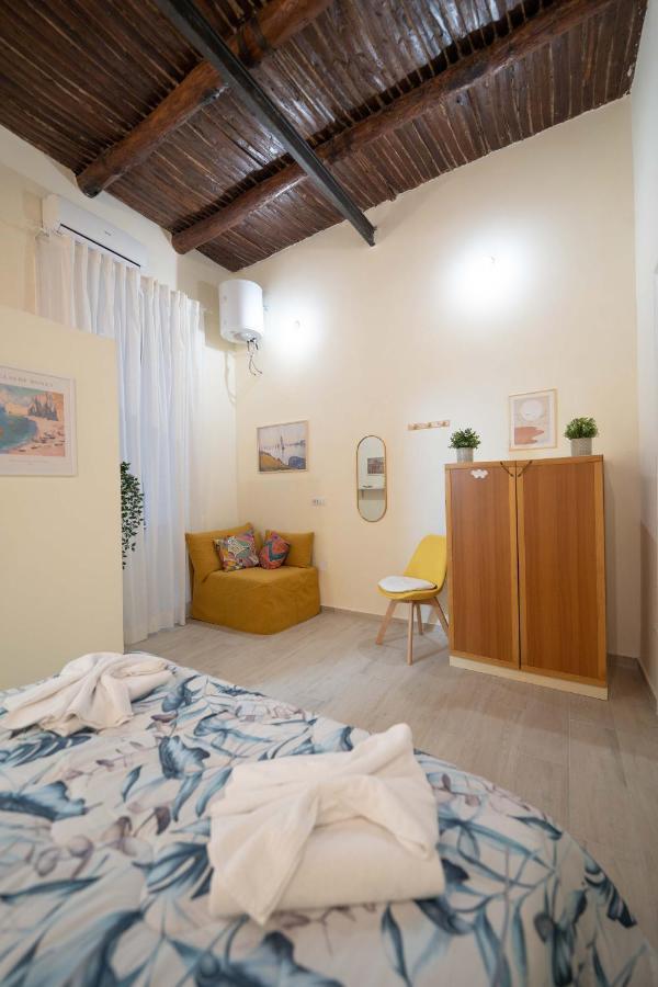 Appartement Cosmea By Dimorra à Naples Extérieur photo